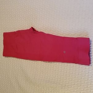 lululemon ribbed hot pink leggings